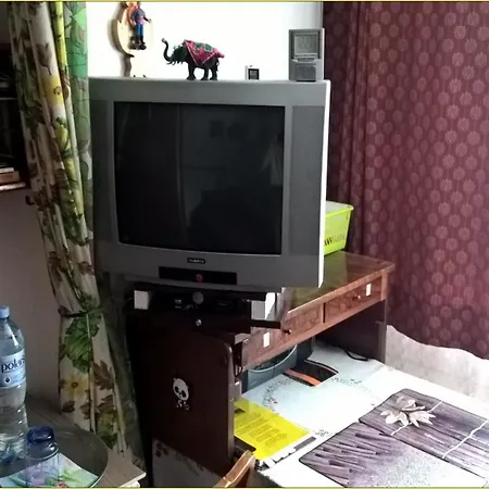 Homestay For *